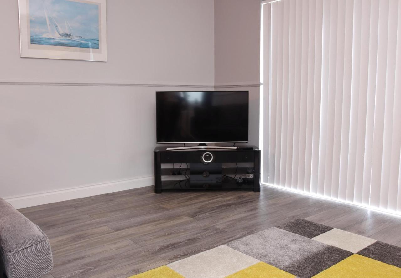 Bayview Apartments Ballygally  エクステリア 写真