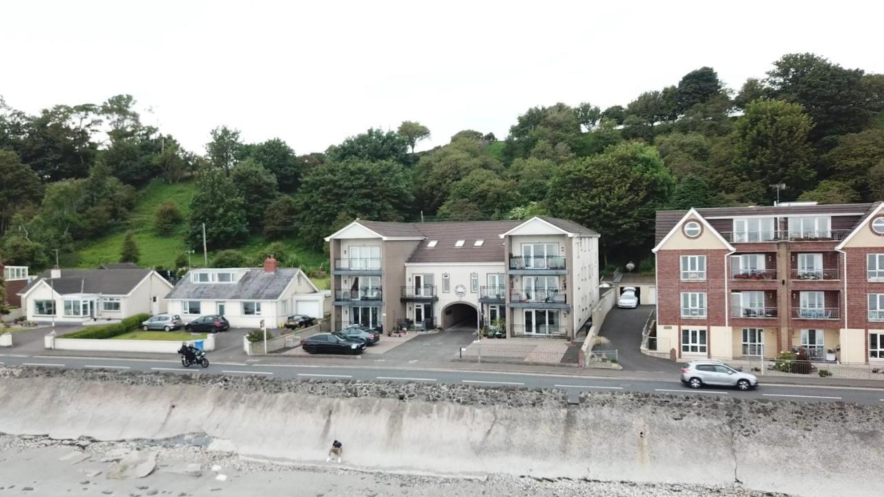 Bayview Apartments Ballygally  エクステリア 写真