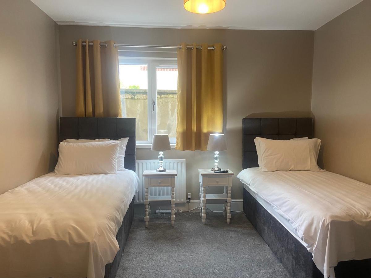 Bayview Apartments Ballygally  エクステリア 写真