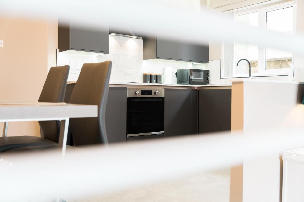 Bayview Apartments Ballygally  エクステリア 写真