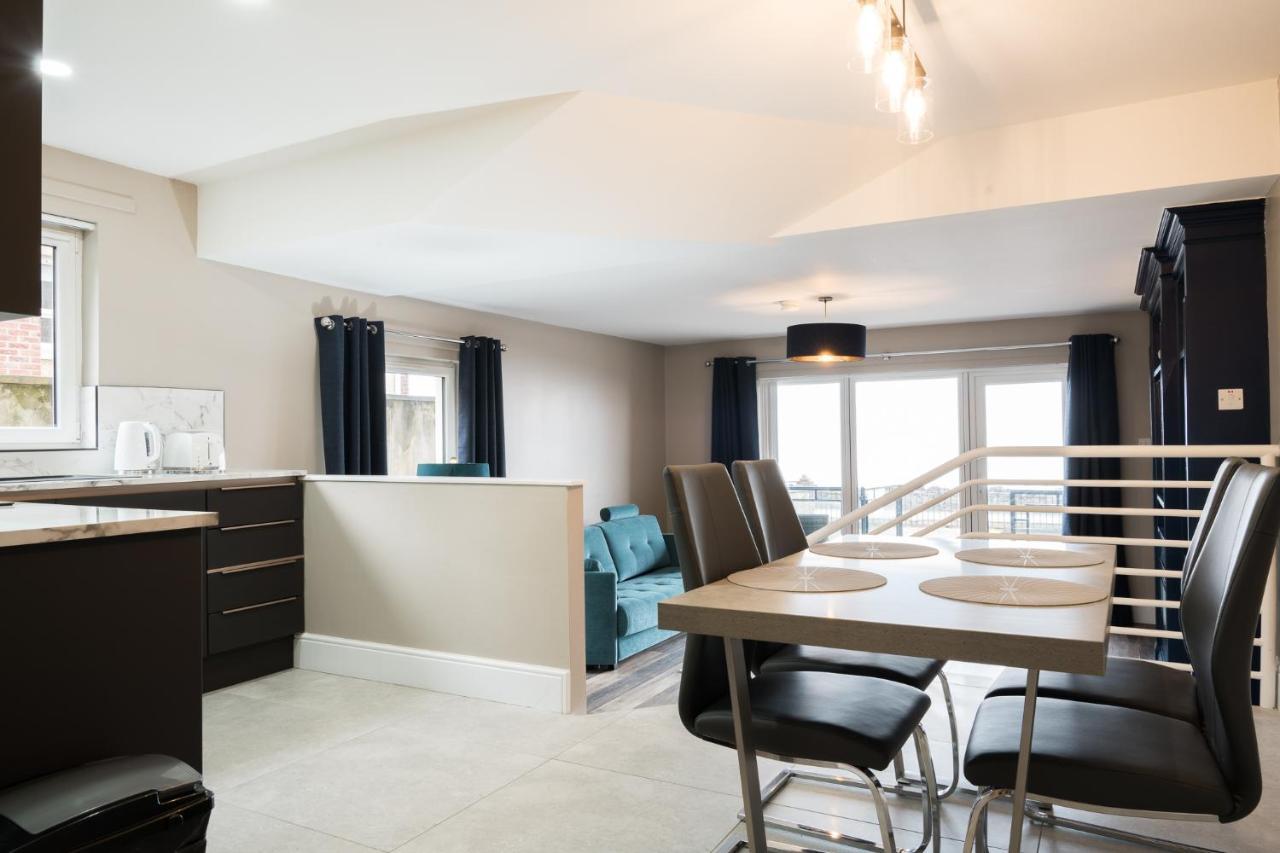 Bayview Apartments Ballygally  エクステリア 写真