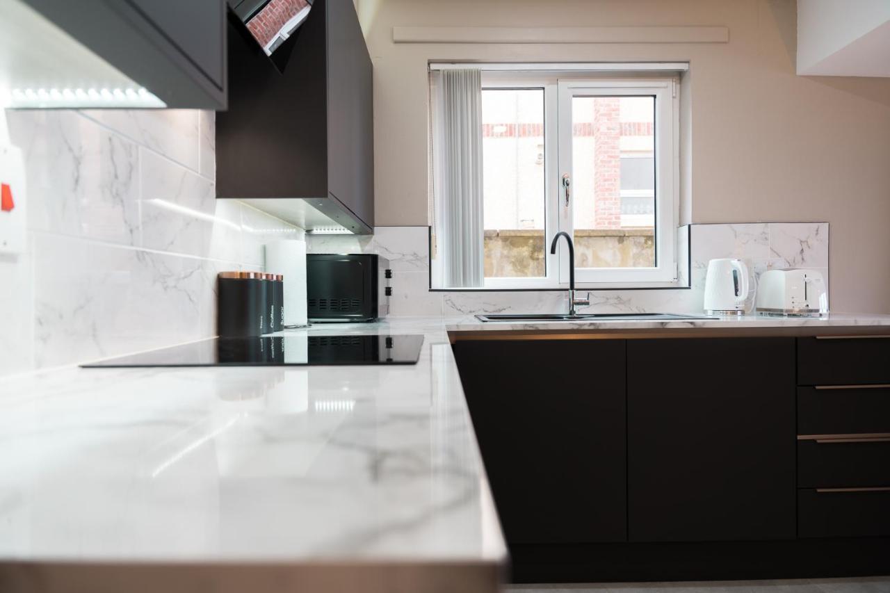 Bayview Apartments Ballygally  エクステリア 写真