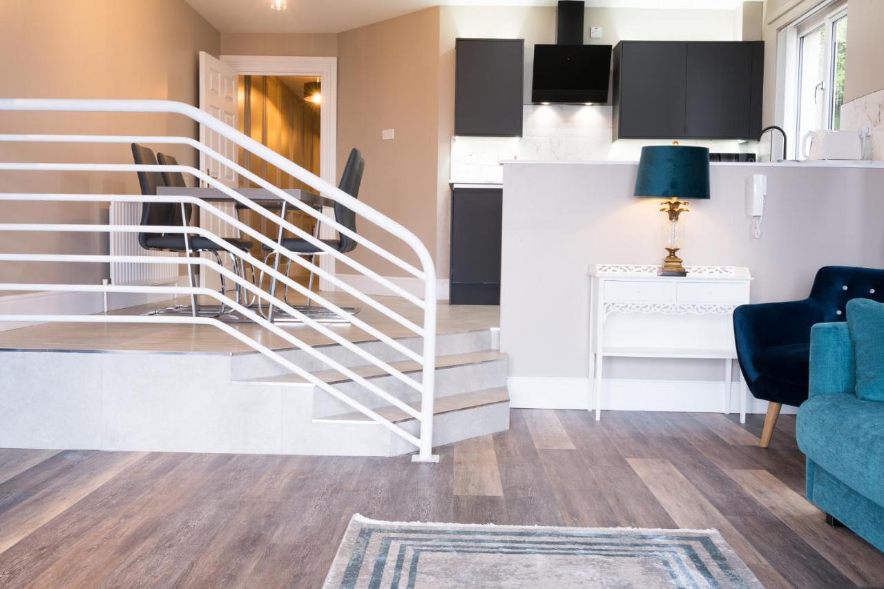 Bayview Apartments Ballygally  エクステリア 写真