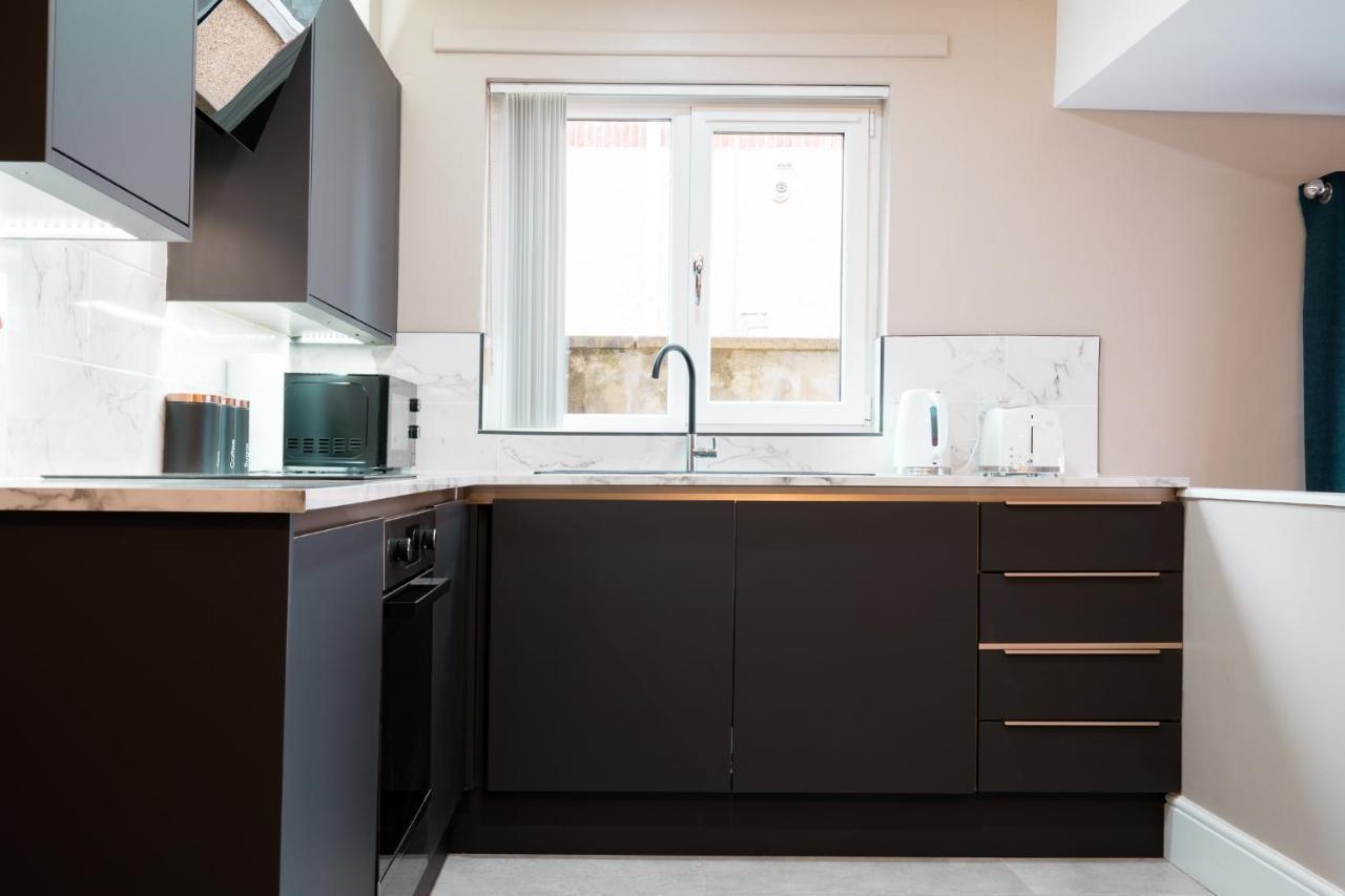 Bayview Apartments Ballygally  エクステリア 写真