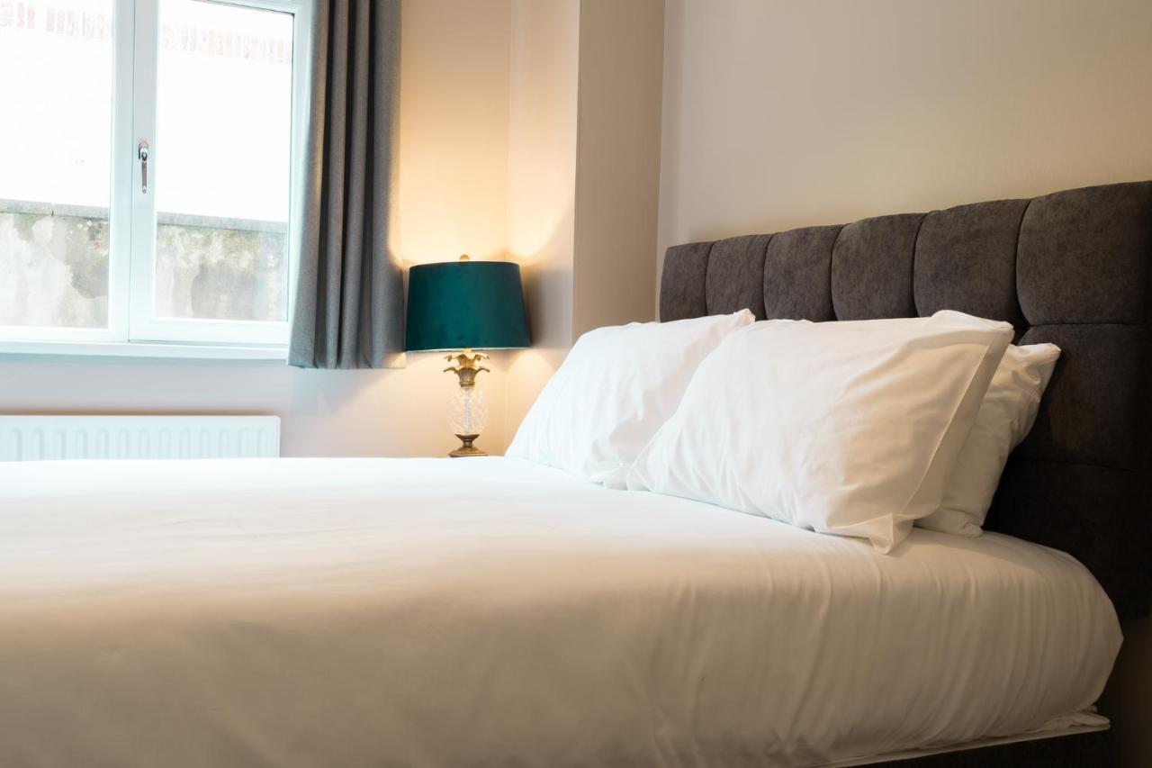 Bayview Apartments Ballygally  エクステリア 写真