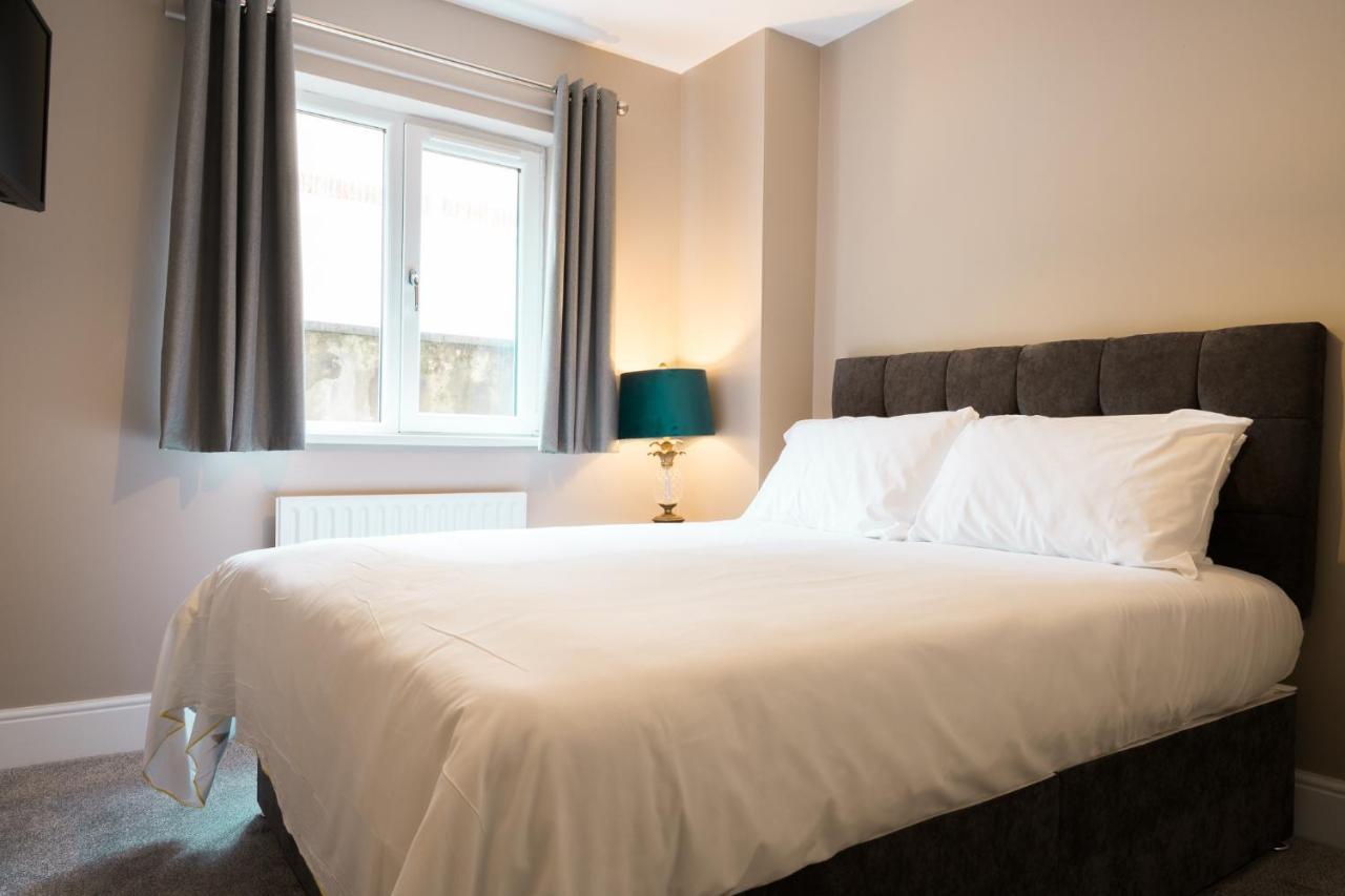 Bayview Apartments Ballygally  エクステリア 写真